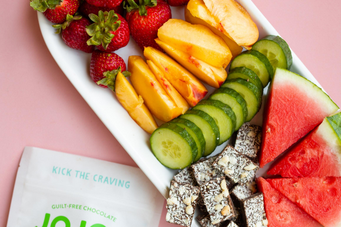 Savor Summer with Low-Sugar Fruits & Low-Carb Veggies